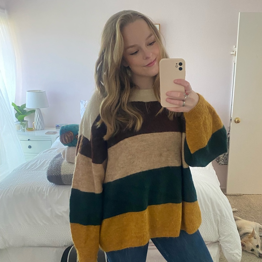 H&M oversized color block knit Crewneck sweater size large - Picture 10 of 10